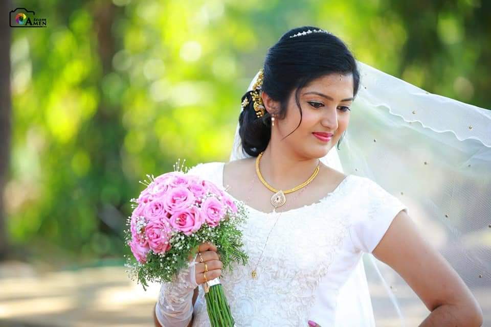 EVE'S BEAUTY PARLOUR MOOLAMATTOM